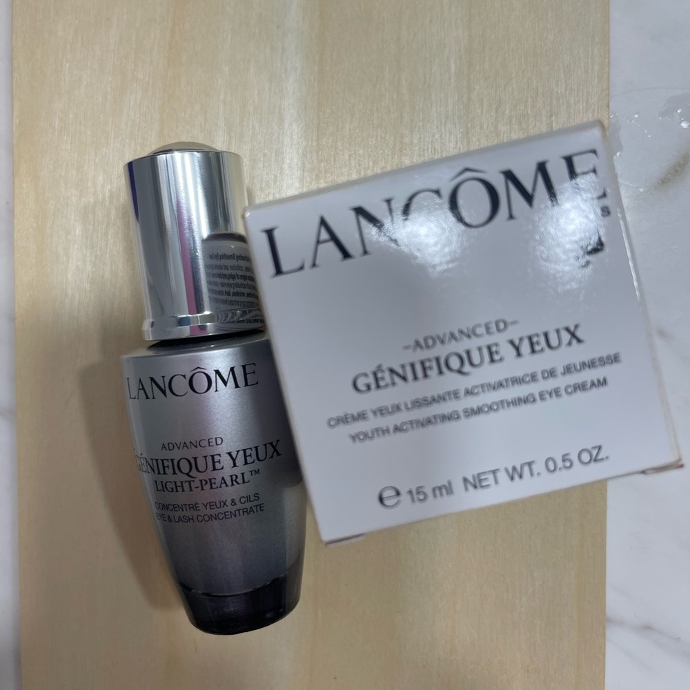 Lancome Génifique Yeux Light-Pearl Eye Cream - Silver and White